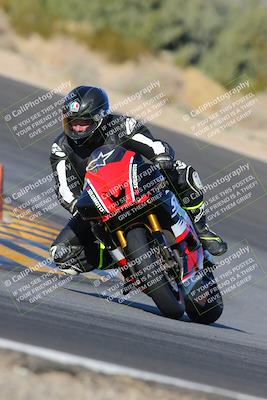 media/Dec-18-2022-SoCal Trackdays (Sun) [[8099a50955]]/Turn 10 (140pm)/